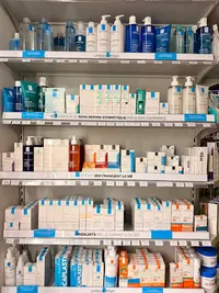 Pharmacie Anglaise / Pharmacie Focsuc