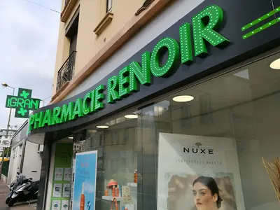 Pharmacie Sagrandi Renoir