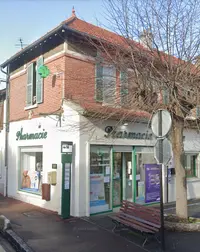 Pharmacie le Village