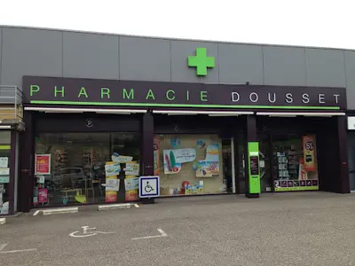 Pharmacie Dousset