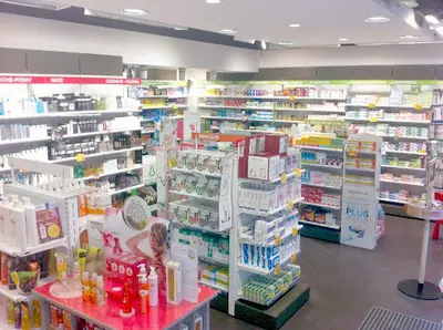 Pharmacie des Écoles - Rue de Picpus Paris 12ème