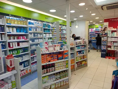 Pharmacie 110