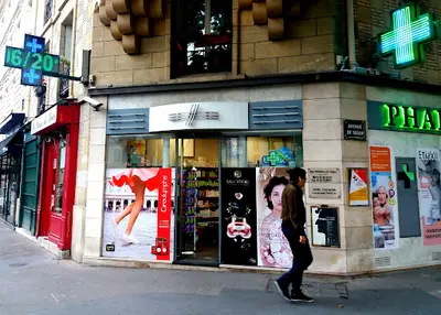 Pharmacie Faval