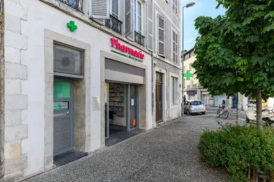 Pharmacie Montpensier