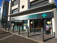 Aprium Grande Pharmacie Las Cobas