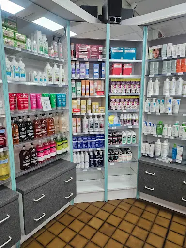 Pharmacie Racine.
