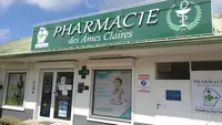 Pharmacie des Âmes Claires