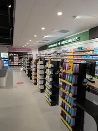 Grande Pharmacie de Salles