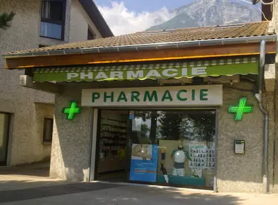 Pharmacie du Village