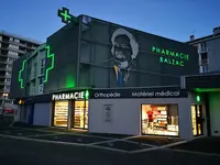 Pharmacie Balzac
