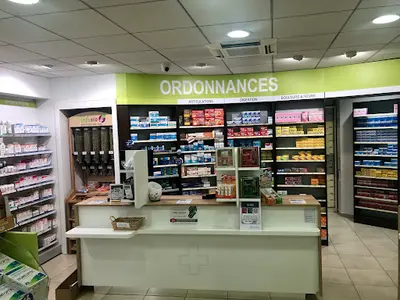 Pharmacie des Collonges et Cocon des Solutions Pour Renaître