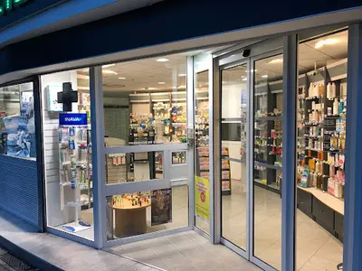Pharmacie du Centre (la Terre aux Clercs)