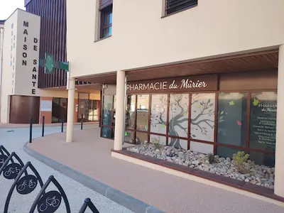 Pharmacie du Mûrier