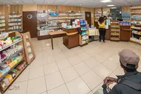 Pharmacie Tan Rouge