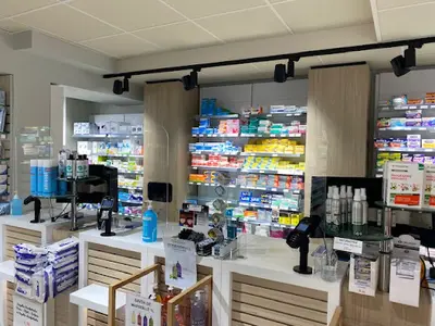 Pharmacie Centrale Kuoch Versailles - Selia Pharma+
