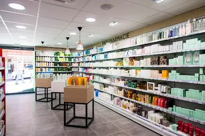 Hellopharmacie Villefranche. Pharmacie Caladoise