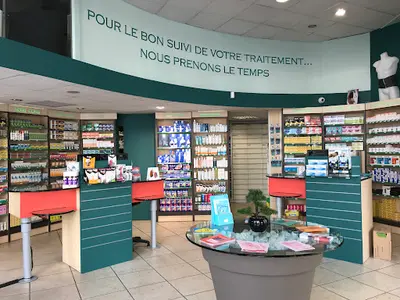 Pharmacie Tolstoï
